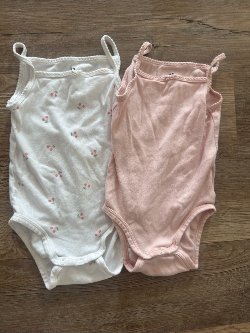 H&M 12-18m Baby Girl Cotton Tank Bodysuits - Pink & White Cherry Print
